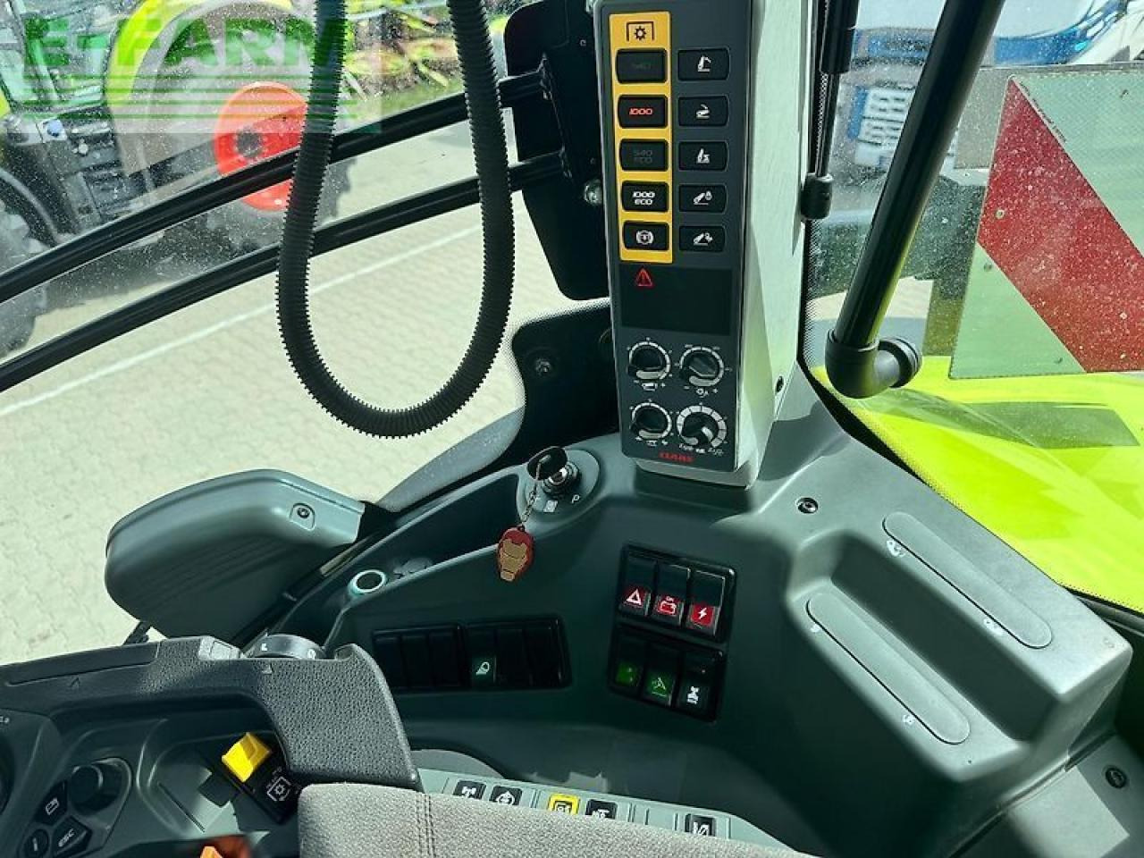 Traktor CLAAS axion 960: slika 13