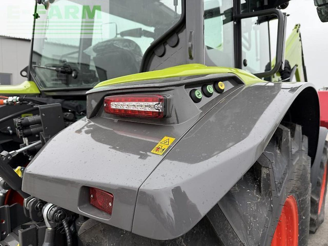 CLAAS axos 3.105 - Traktor: slika 5 CLAAS axos 3.105 - Traktor: slika 5