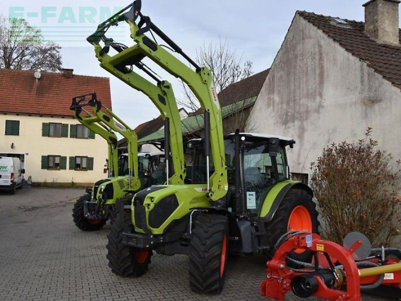 CLAAS axos 3.105 mit fl 100 c - Traktor: slika 4 CLAAS axos 3.105 mit fl 100 c - Traktor: slika 4