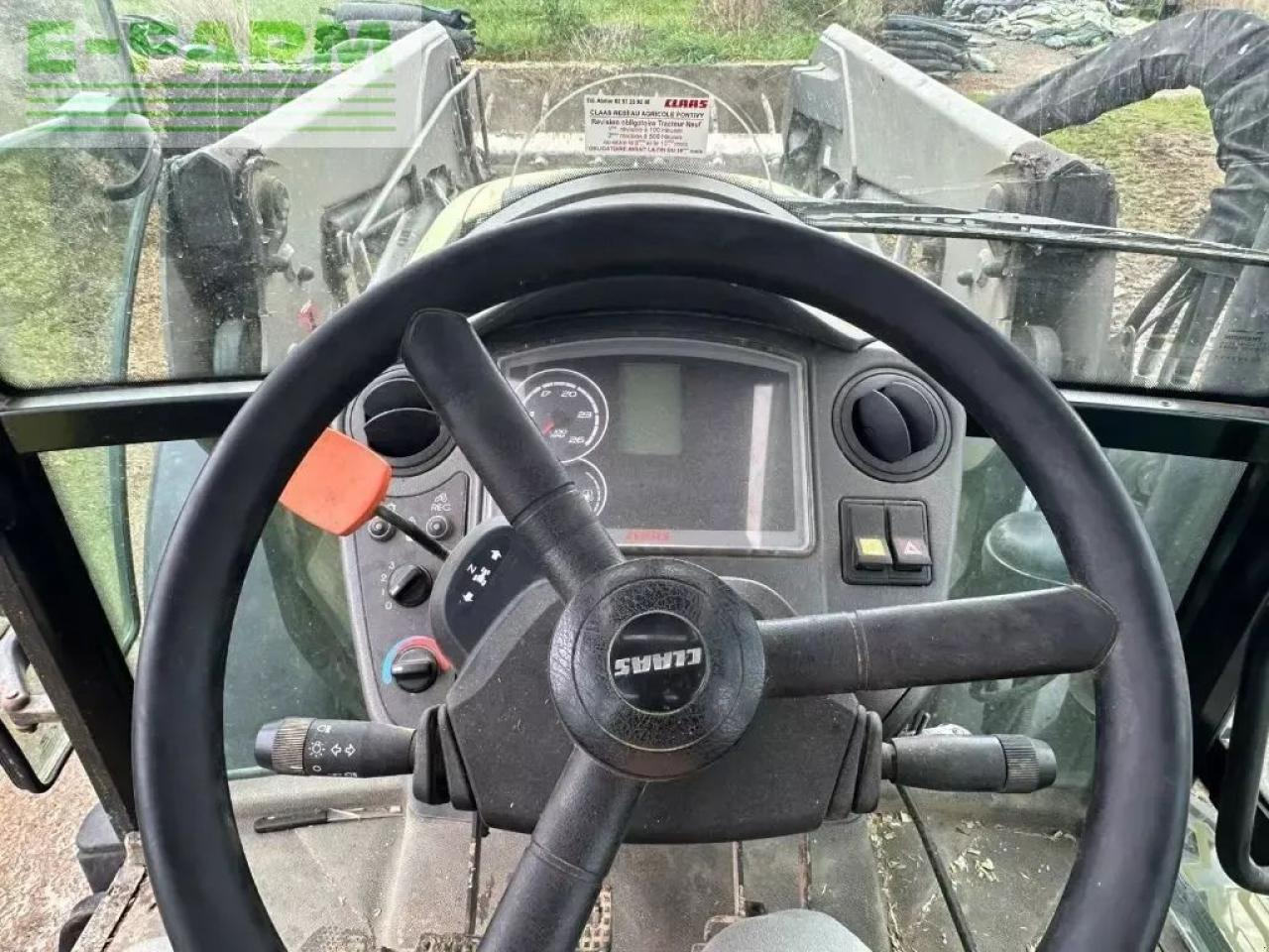 CLAAS axos 340 - Traktor: slika 4 CLAAS axos 340 - Traktor: slika 4