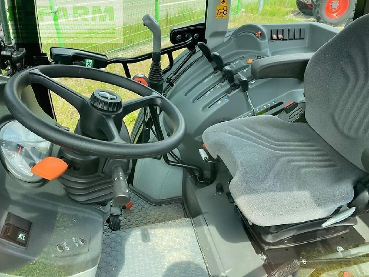 CLAAS elios 210 basic - Traktor: slika 4 CLAAS elios 210 basic - Traktor: slika 4