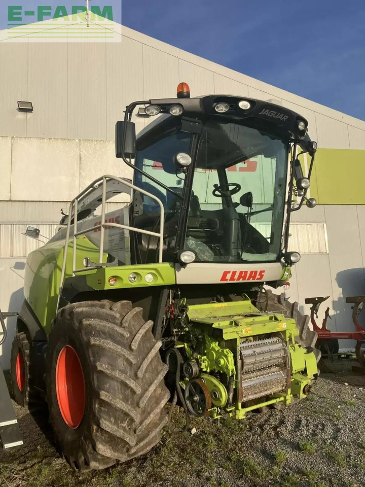 CLAAS ensileuse claas jaguar t4f - Kombajn za krmo: slika 4 CLAAS ensileuse claas jaguar t4f - Kombajn za krmo: slika 4