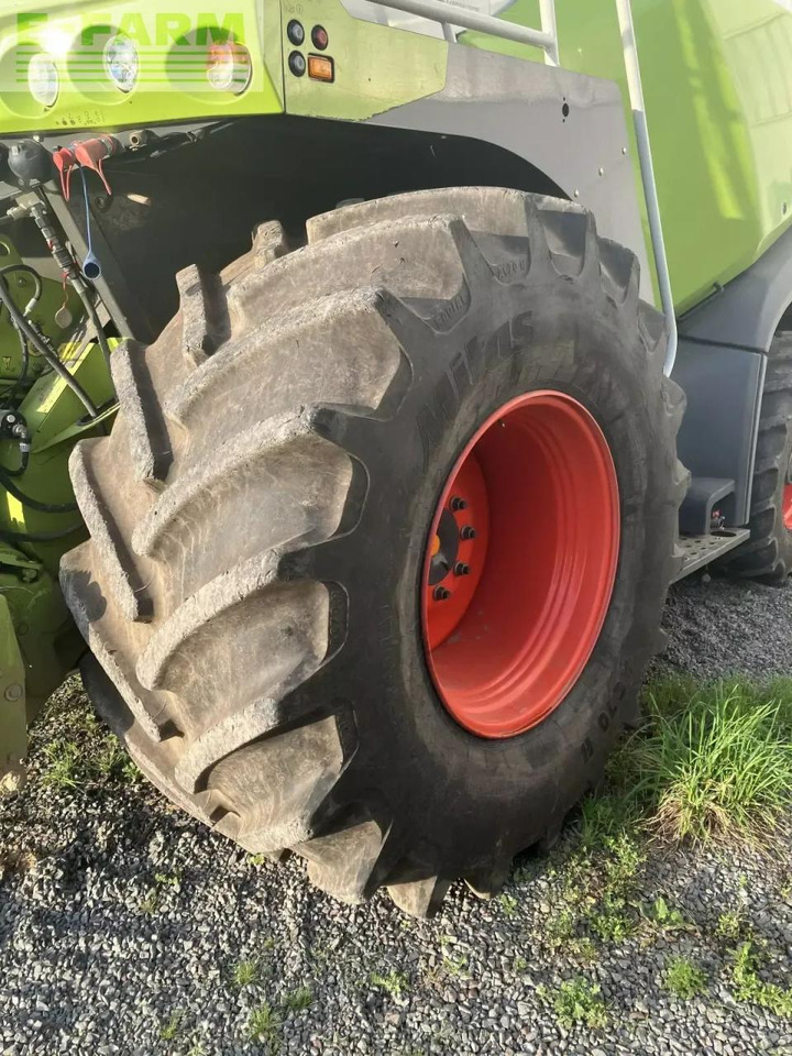 CLAAS ensileuse claas jaguar t4f - Kombajn za krmo: slika 2 CLAAS ensileuse claas jaguar t4f - Kombajn za krmo: slika 2