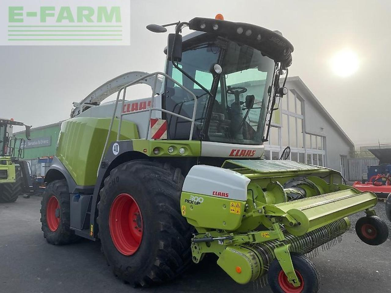 CLAAS jaguar 950 497 allrad mit pick-up - Kombajn za krmo: slika 3 CLAAS jaguar 950 497 allrad mit pick-up - Kombajn za krmo: slika 3
