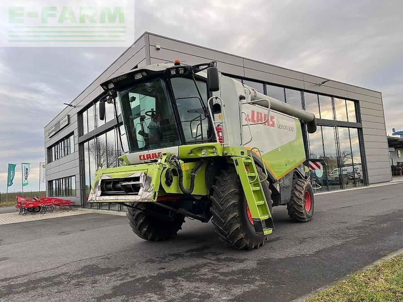 CLAAS lexion 570 - Kombajn harvester: slika 1 CLAAS lexion 570 - Kombajn harvester: slika 1