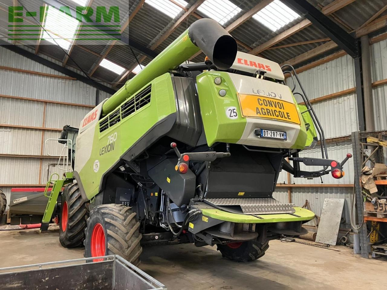 CLAAS lexion 760 t4i - Kombajn harvester: slika 1 CLAAS lexion 760 t4i - Kombajn harvester: slika 1