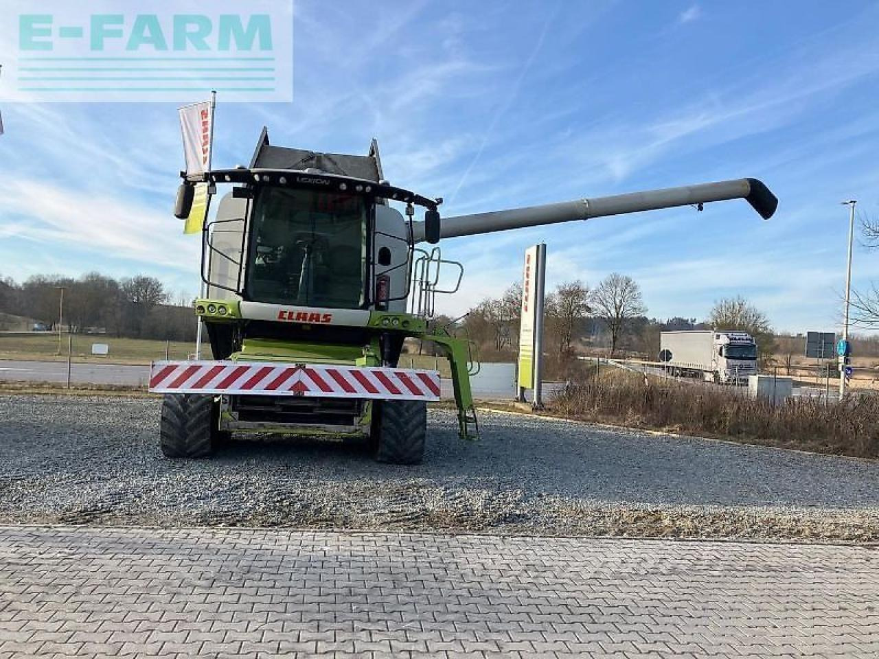 CLAAS lexion 760 tt terra trac - Kombajn harvester: slika 2 CLAAS lexion 760 tt terra trac - Kombajn harvester: slika 2