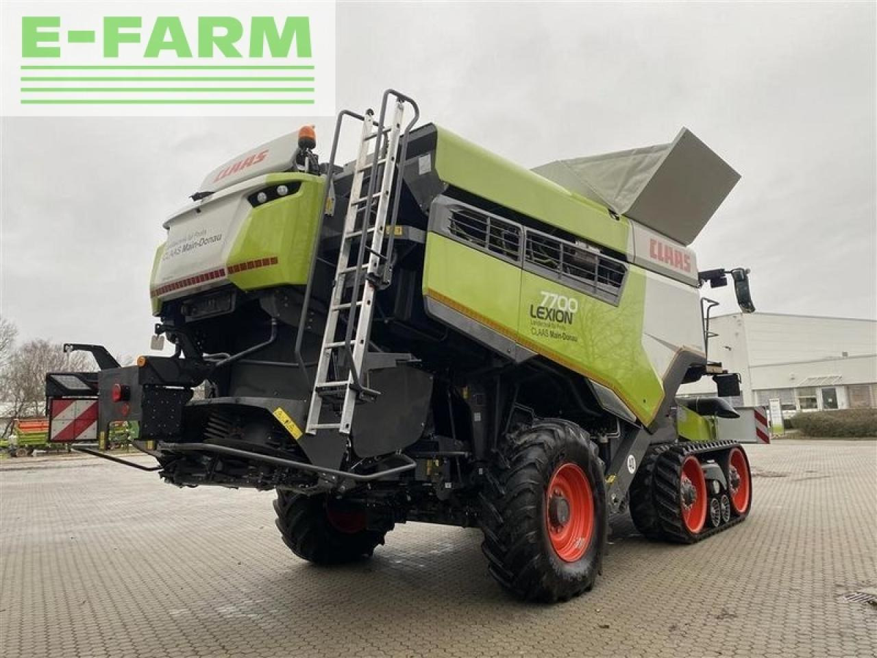 CLAAS lexion 7700 tt m. finanzierung - Kombajn harvester: slika 4 CLAAS lexion 7700 tt m. finanzierung - Kombajn harvester: slika 4