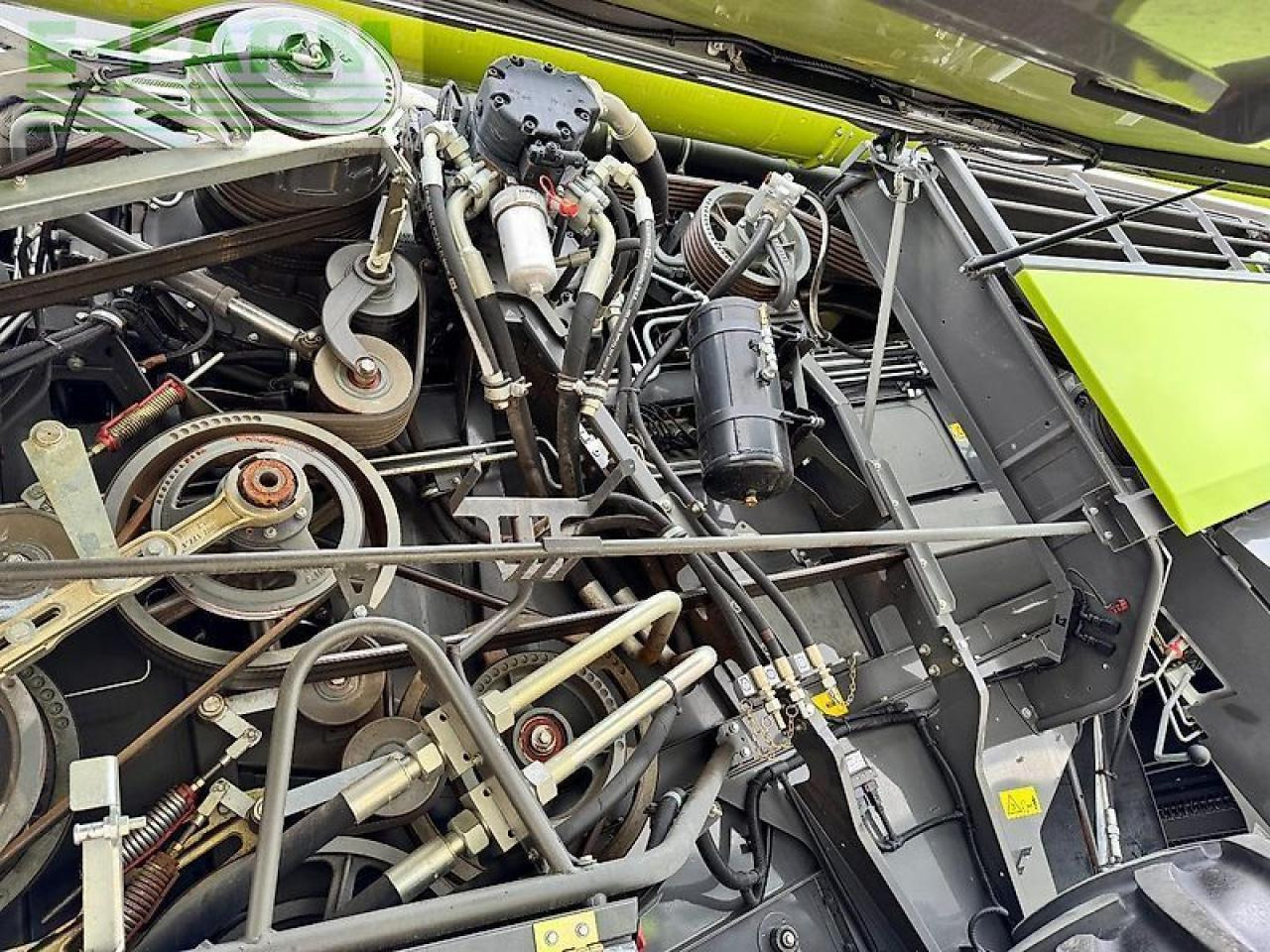 CLAAS lexion 8700 tt - Kombajn harvester: slika 3 CLAAS lexion 8700 tt - Kombajn harvester: slika 3