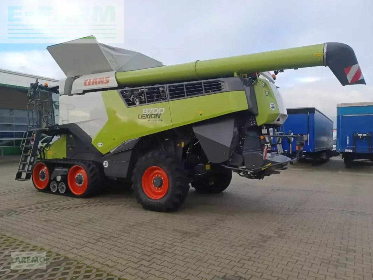 CLAAS lexion 8700 tt terratrac + v 1230 - Kombajn harvester: slika 3 CLAAS lexion 8700 tt terratrac + v 1230 - Kombajn harvester: slika 3