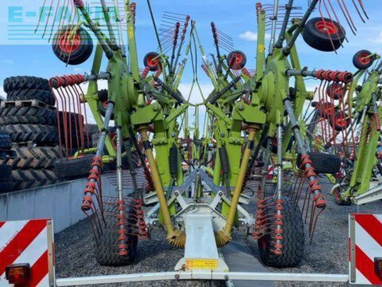 CLAAS liner 3000 - Obračalnik/ Zgrabljalnik: slika 4 CLAAS liner 3000 - Obračalnik/ Zgrabljalnik: slika 4