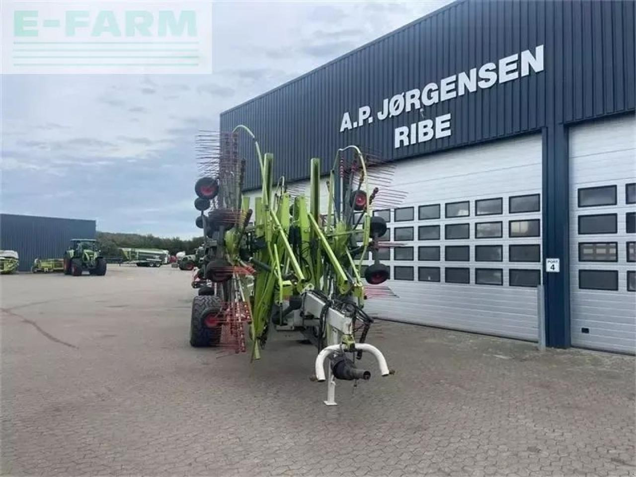 CLAAS liner 4000hhv - Obračalnik/ Zgrabljalnik: slika 5 CLAAS liner 4000hhv - Obračalnik/ Zgrabljalnik: slika 5