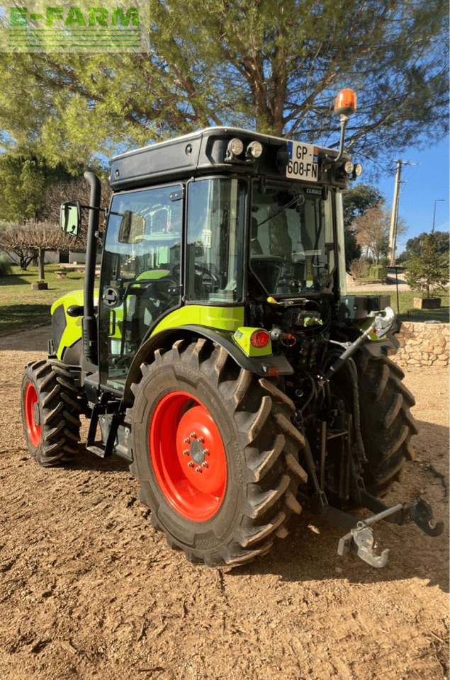 CLAAS nexos 240 l cabine - Traktor: slika 1 CLAAS nexos 240 l cabine - Traktor: slika 1