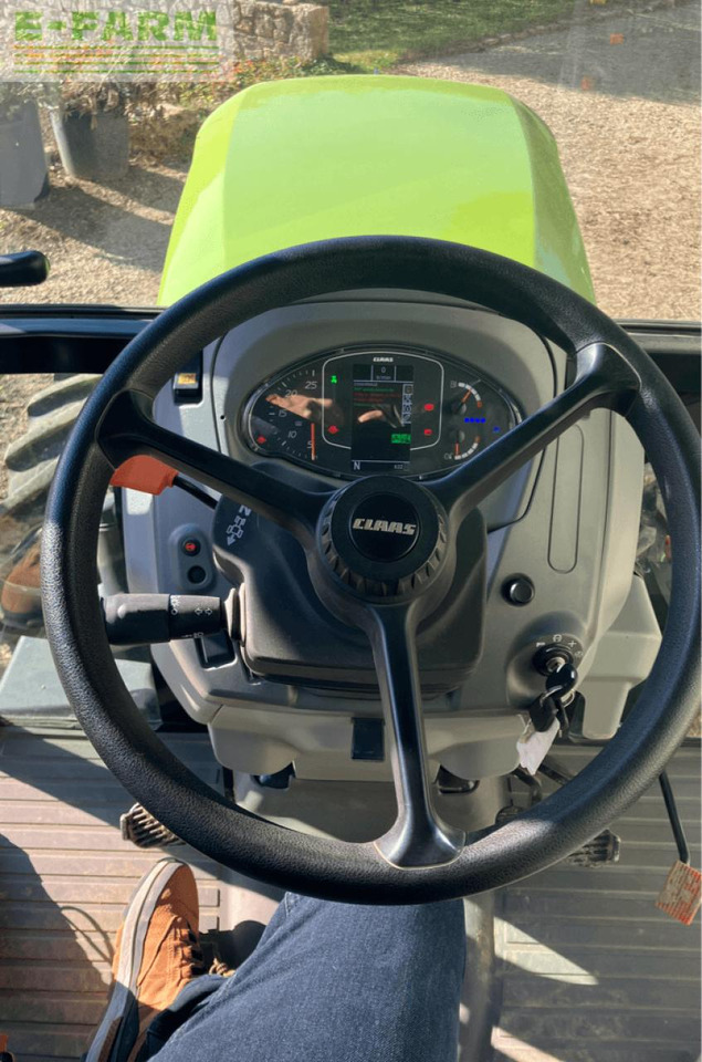 CLAAS nexos 240 l cabine - Traktor: slika 3 CLAAS nexos 240 l cabine - Traktor: slika 3