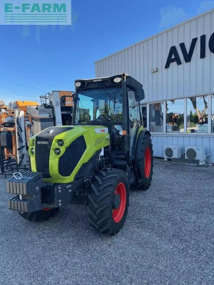 CLAAS nexos 240 l cabine tradition - Traktor: slika 1 CLAAS nexos 240 l cabine tradition - Traktor: slika 1