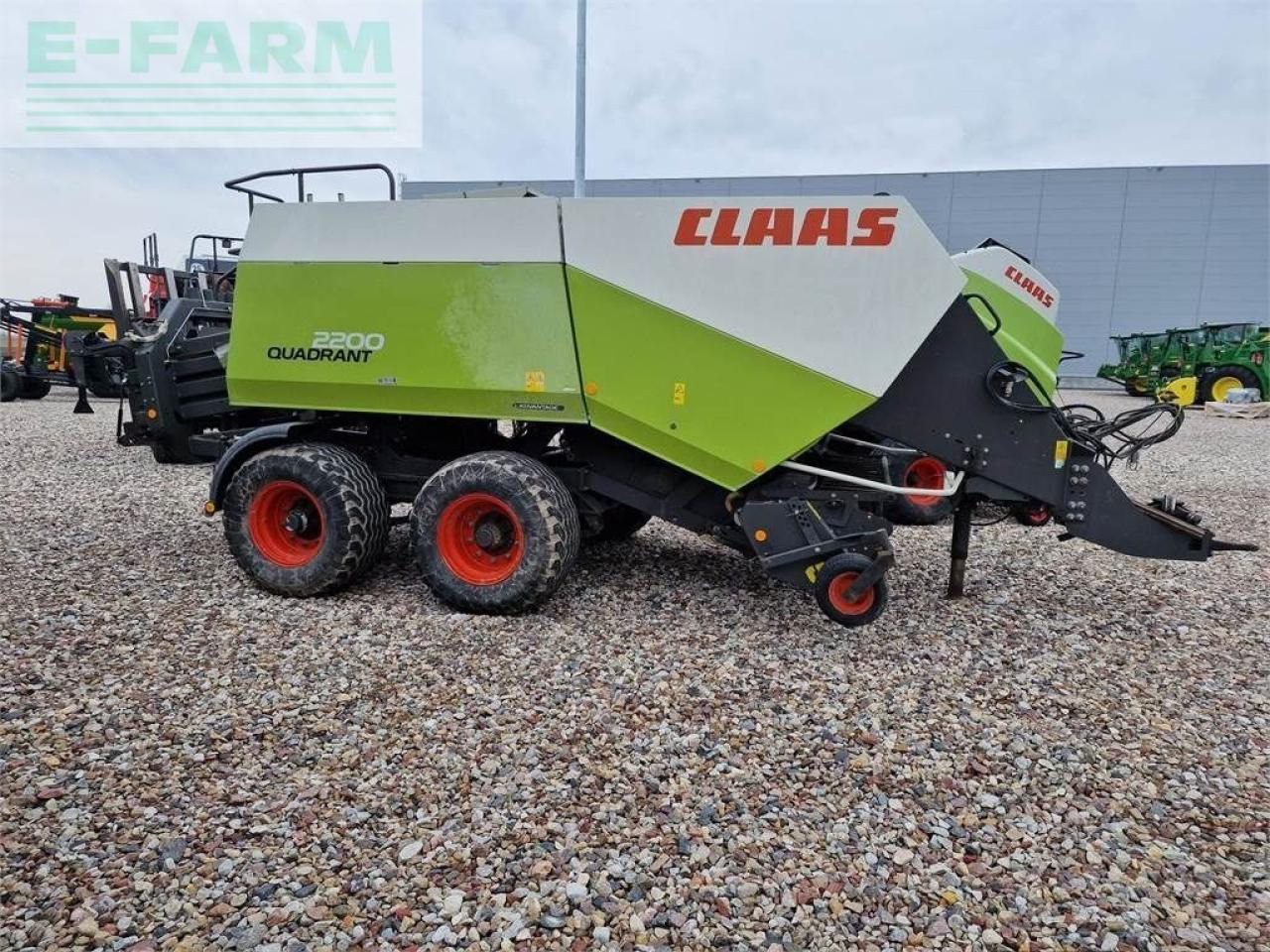 CLAAS quadrant 2200 756d - Balirka za kvadratne bale: slika 1 CLAAS quadrant 2200 756d - Balirka za kvadratne bale: slika 1