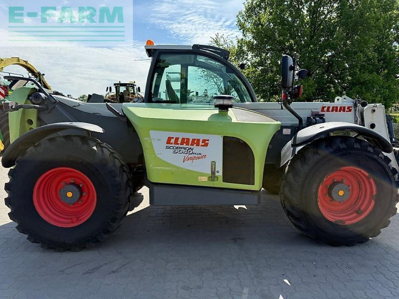 Teleskopski viličar CLAAS scorpion 9040 plus variopower: slika 6