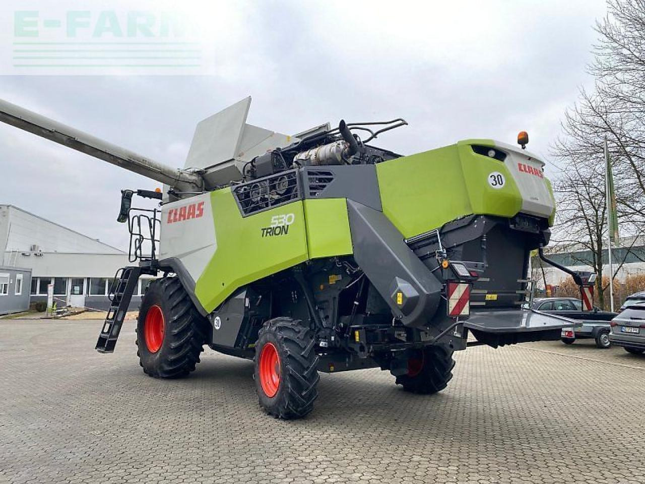 CLAAS trion 530 mit sw v 680 - Kombajn harvester: slika 4 CLAAS trion 530 mit sw v 680 - Kombajn harvester: slika 4