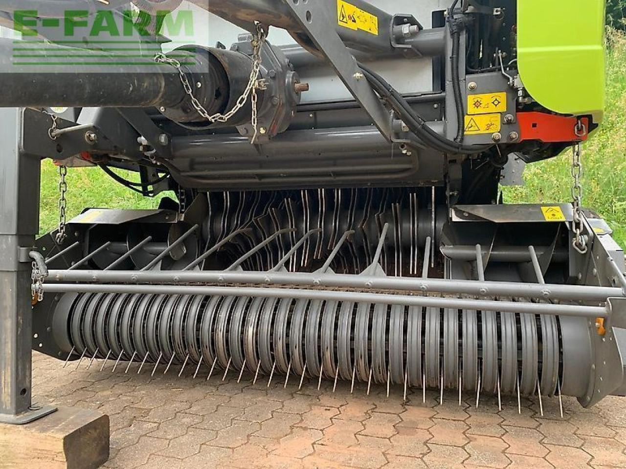 CLAAS variant 360 rc - Balirka za kvadratne bale: slika 2 CLAAS variant 360 rc - Balirka za kvadratne bale: slika 2
