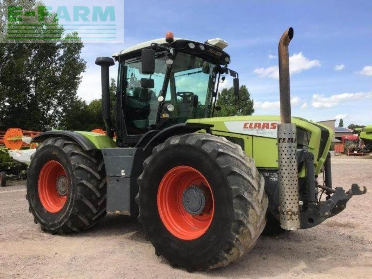 CLAAS xerion 3800 trac vc TRAC VC - Traktor: slika 2 CLAAS xerion 3800 trac vc TRAC VC - Traktor: slika 2