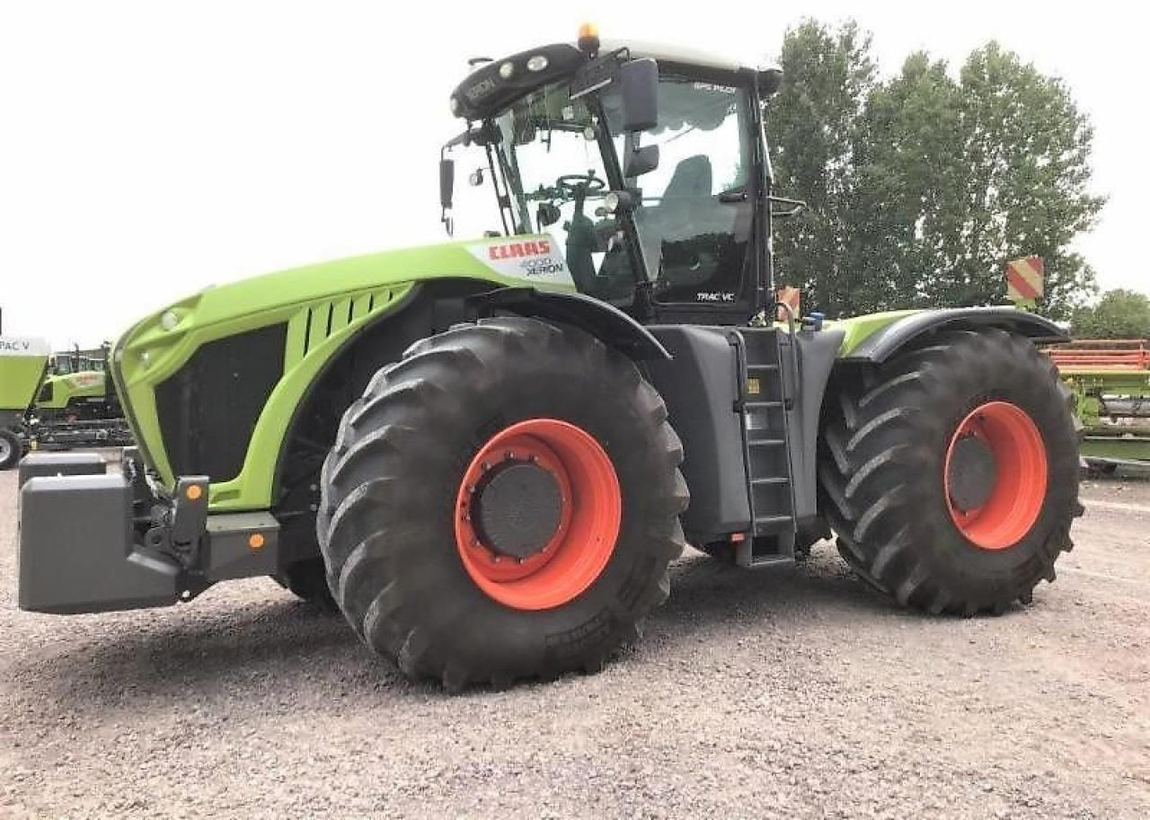 CLAAS xerion 4000 trac vc TRAC VC - Traktor: slika 1 CLAAS xerion 4000 trac vc TRAC VC - Traktor: slika 1