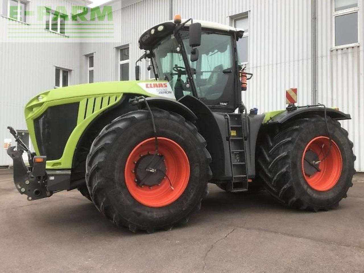 CLAAS xerion 5000 trac - Traktor: slika 1 CLAAS xerion 5000 trac - Traktor: slika 1