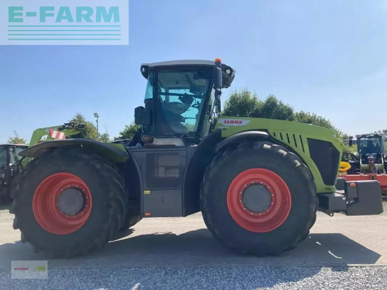 CLAAS xerion 5000 trac TRAC - Traktor: slika 4 CLAAS xerion 5000 trac TRAC - Traktor: slika 4