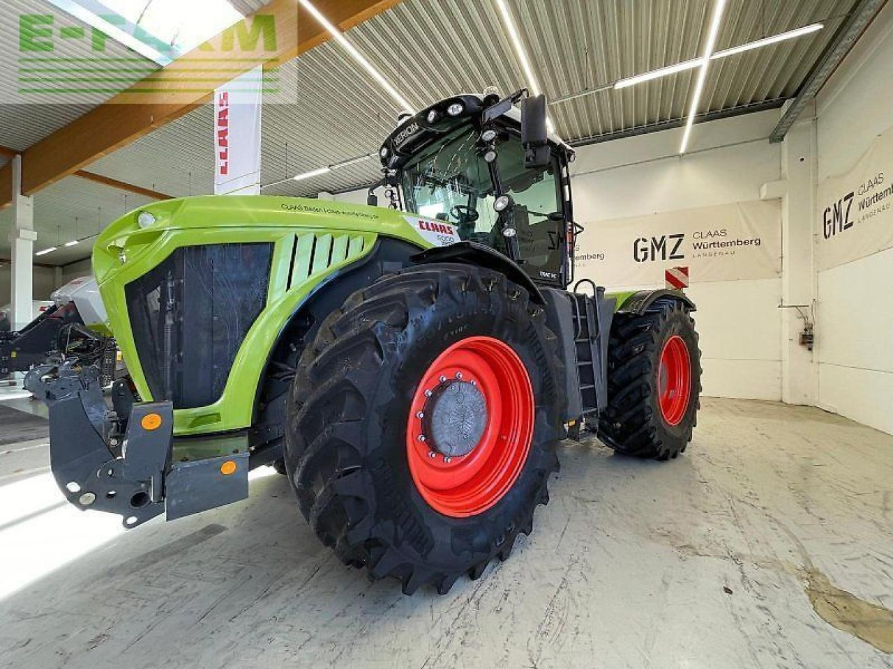 CLAAS xerion 5000 trac vc TRAC VC - Traktor: slika 3 CLAAS xerion 5000 trac vc TRAC VC - Traktor: slika 3