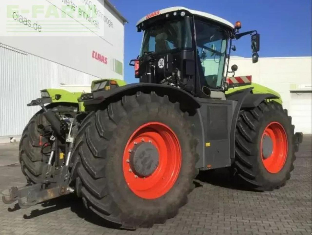 CLAAS xerion 5000 trac vc TRAC VC - Traktor: slika 3 CLAAS xerion 5000 trac vc TRAC VC - Traktor: slika 3