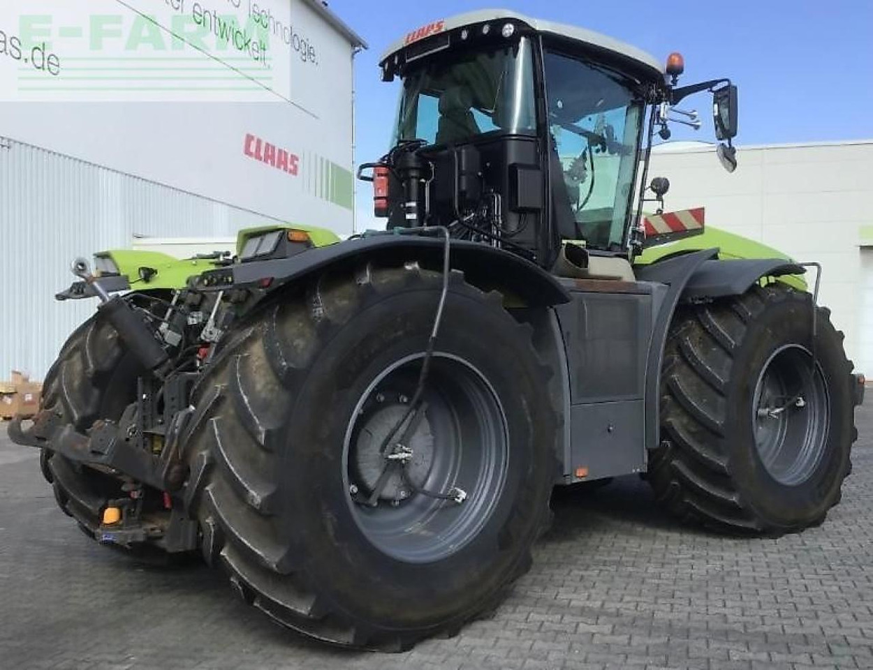 CLAAS xerion 5000 trac vc TRAC VC - Traktor: slika 5 CLAAS xerion 5000 trac vc TRAC VC - Traktor: slika 5