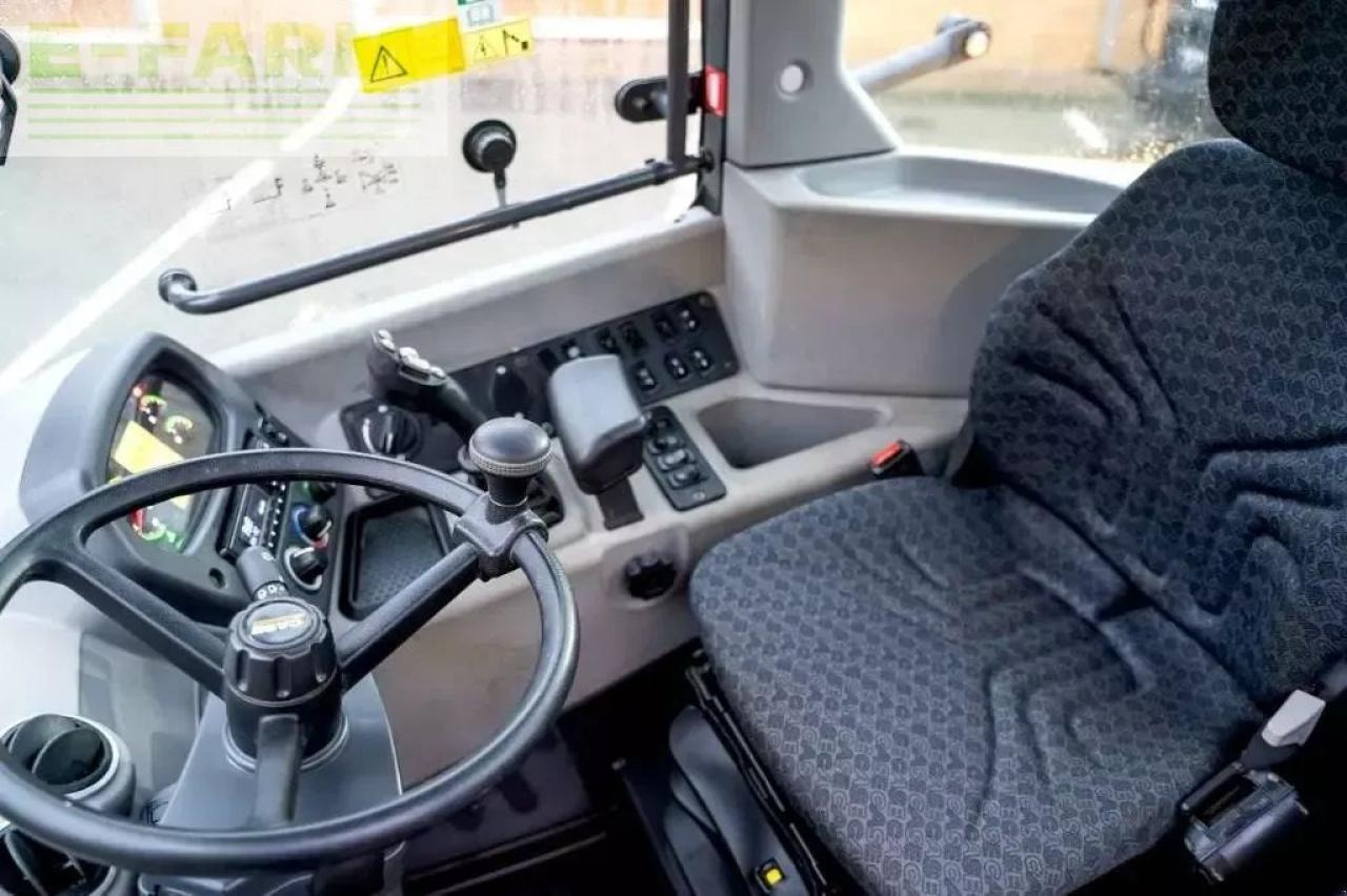 Case-IH 321 f - Mini bager: slika 2 Case-IH 321 f - Mini bager: slika 2