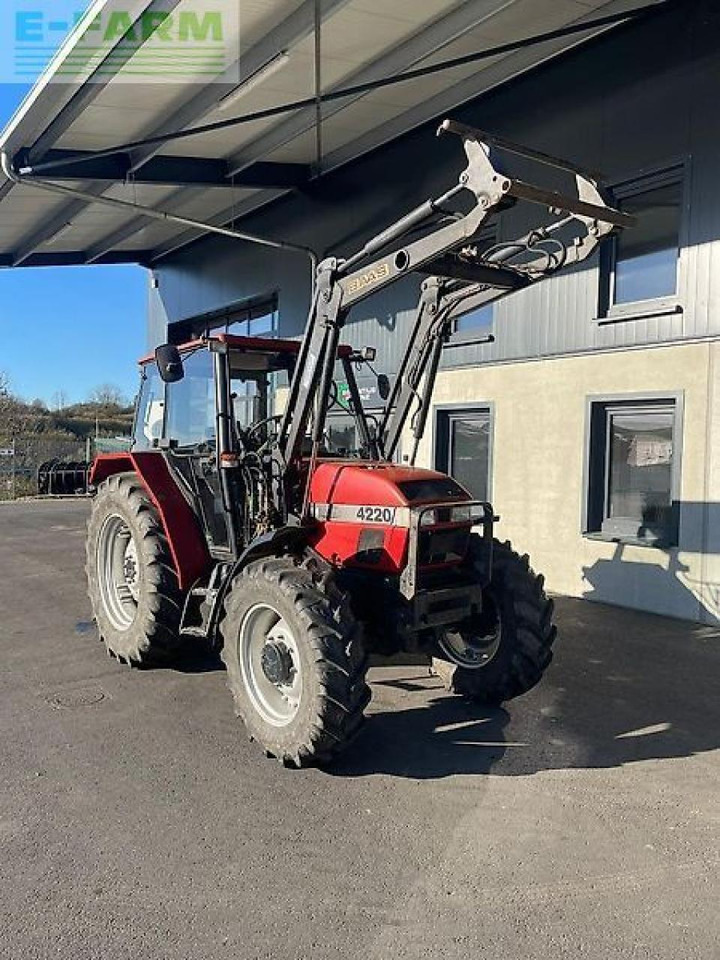 Case-IH 4220 - Traktor: slika 3 Case-IH 4220 - Traktor: slika 3