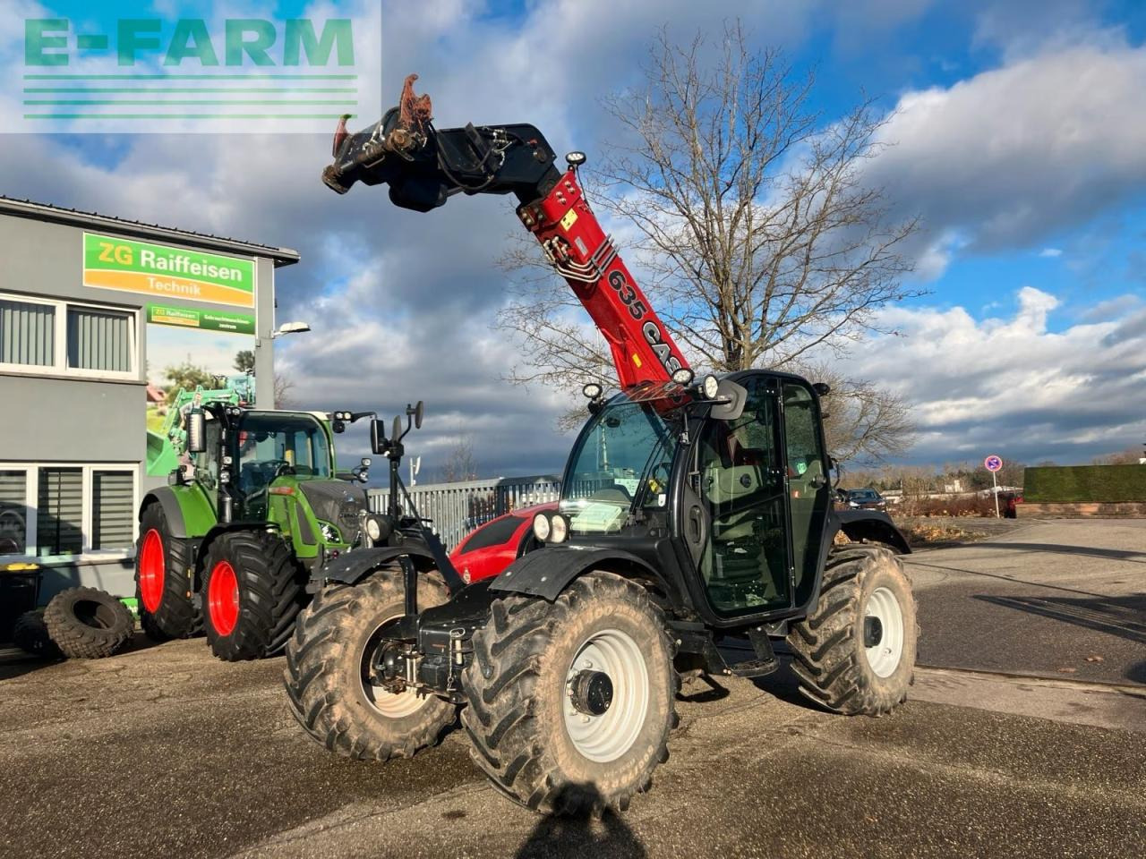 Case-IH 635 - Teleskopski viličar: slika 1 Case-IH 635 - Teleskopski viličar: slika 1