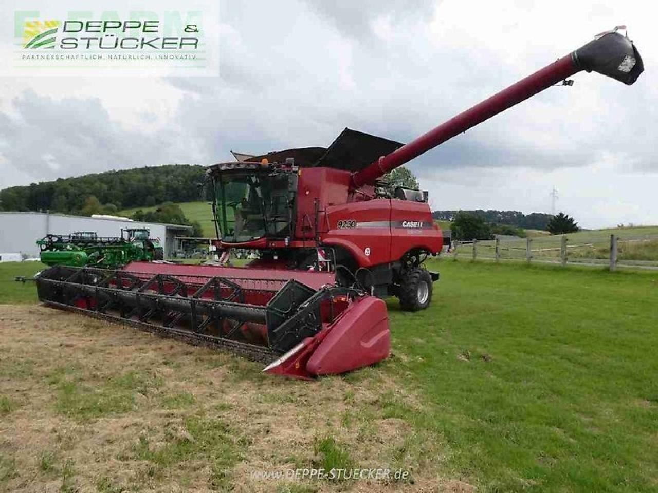 Case-IH 9230 raupe - Kombajn harvester: slika 2 Case-IH 9230 raupe - Kombajn harvester: slika 2