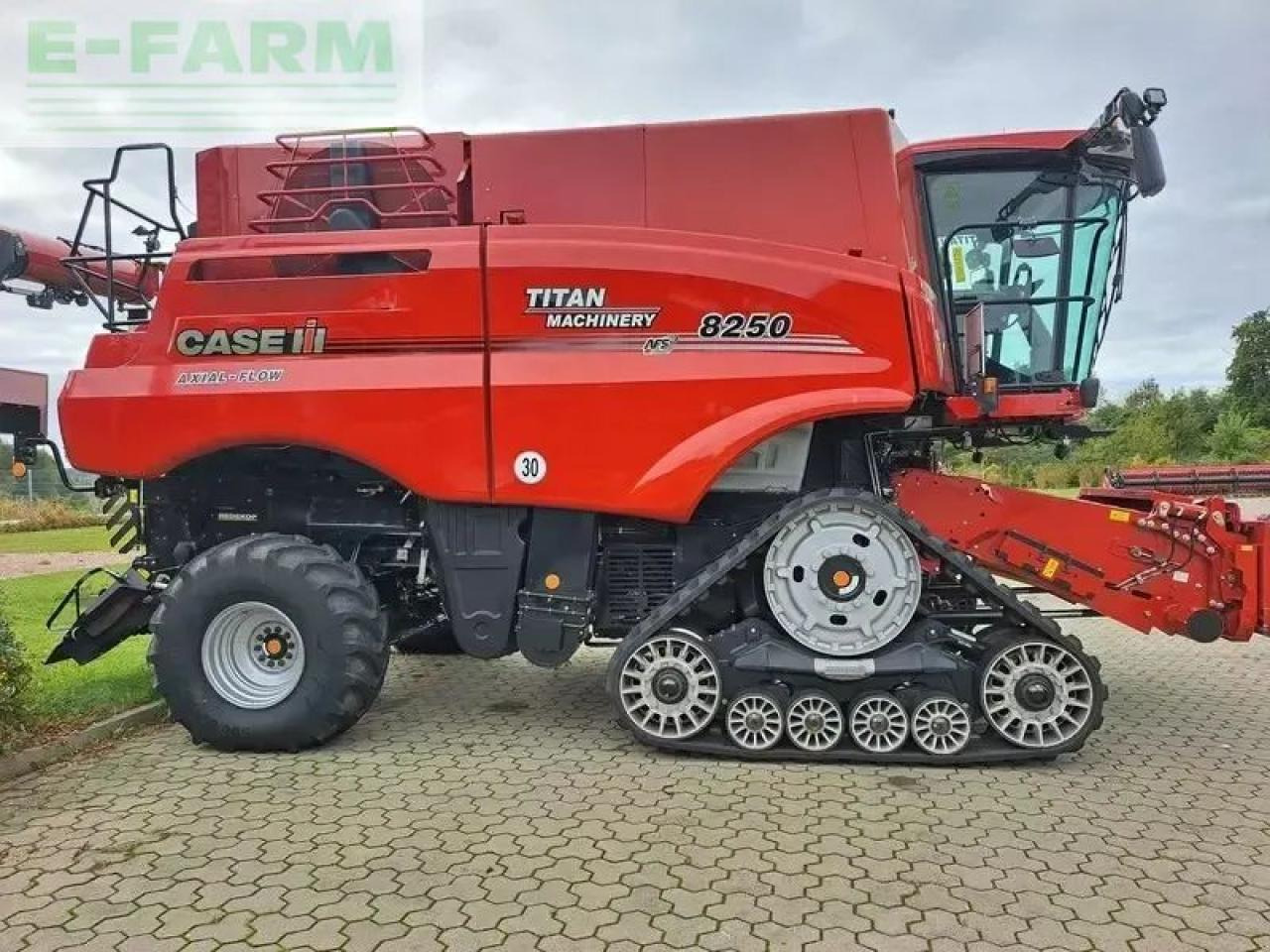Case-IH axial flow 8250 st5 - Kombajn harvester: slika 4 Case-IH axial flow 8250 st5 - Kombajn harvester: slika 4