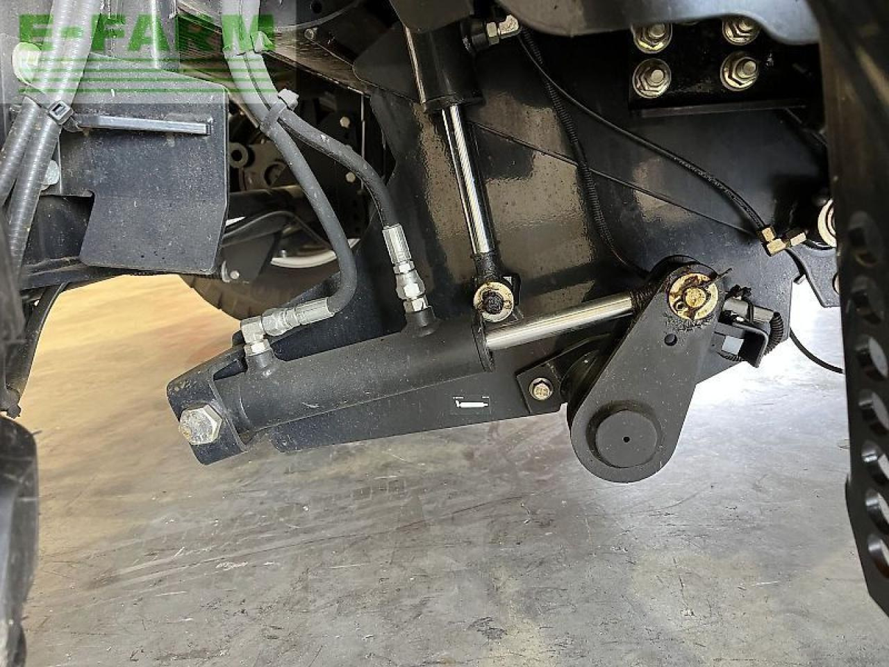 Balirka za kvadratne bale Case-IH rb 455: slika 10