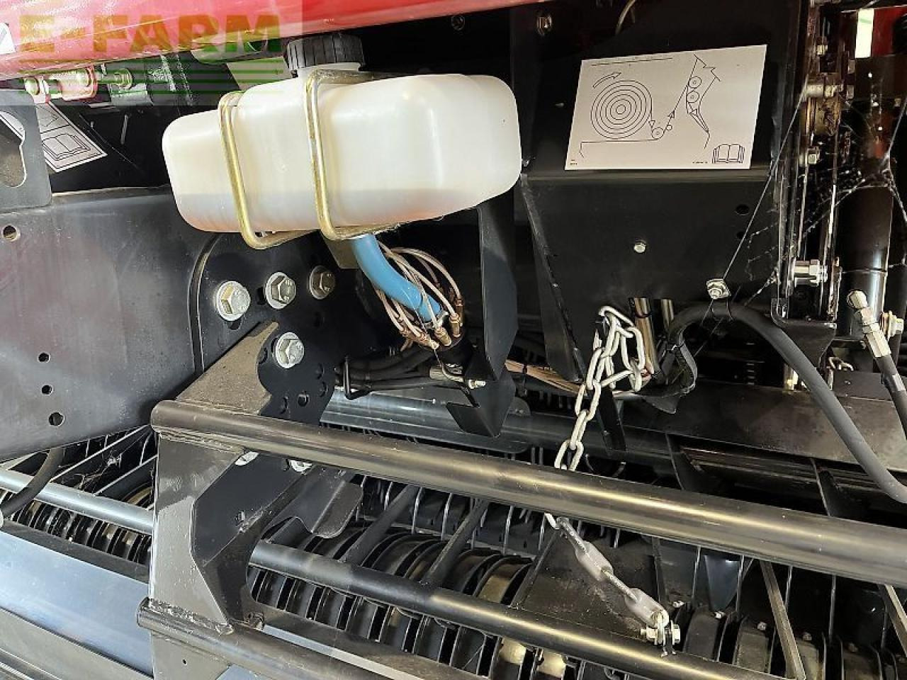 Balirka za kvadratne bale Case-IH rb 455: slika 6