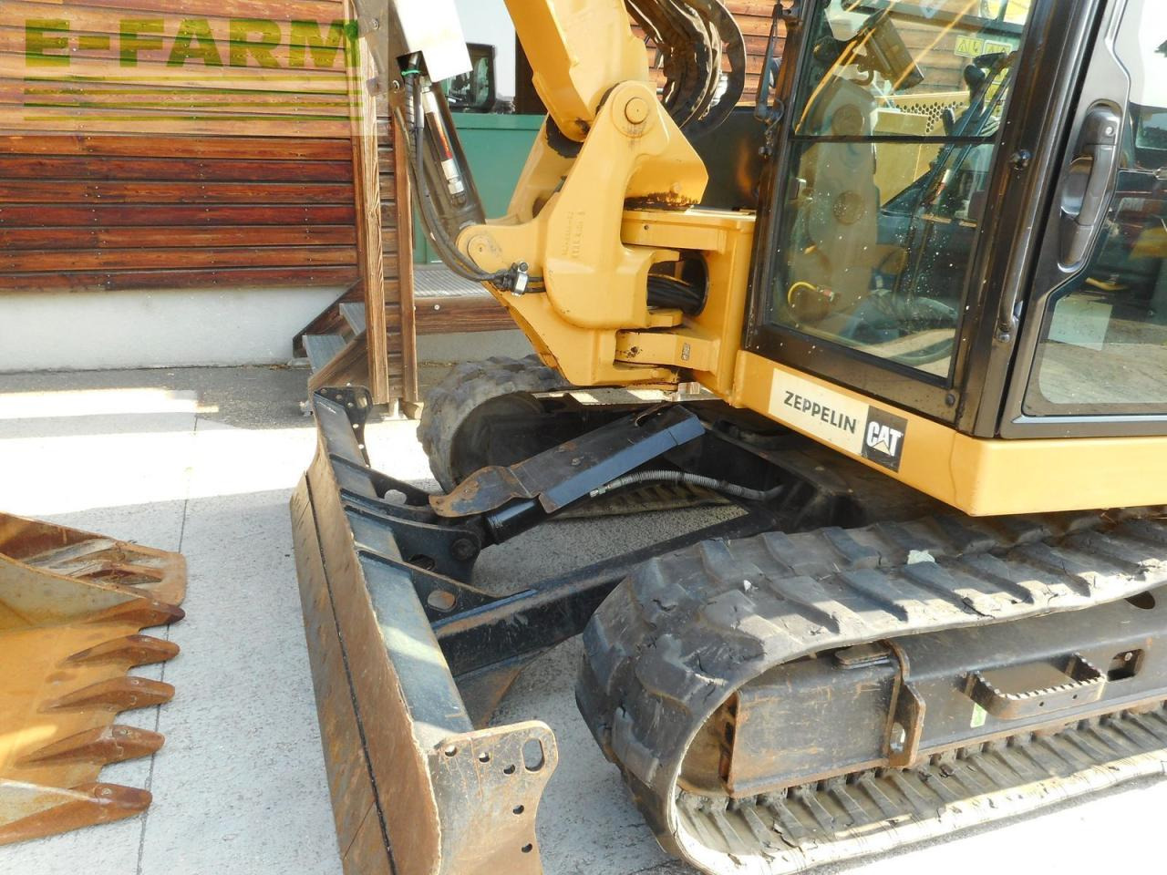 Bager goseničar Caterpillar 308cr ( 9t ) powertilt + hydr. sw: slika 12