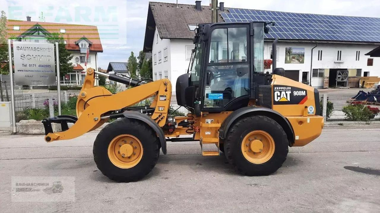 Caterpillar 908m - Mini bager: slika 1 Caterpillar 908m - Mini bager: slika 1