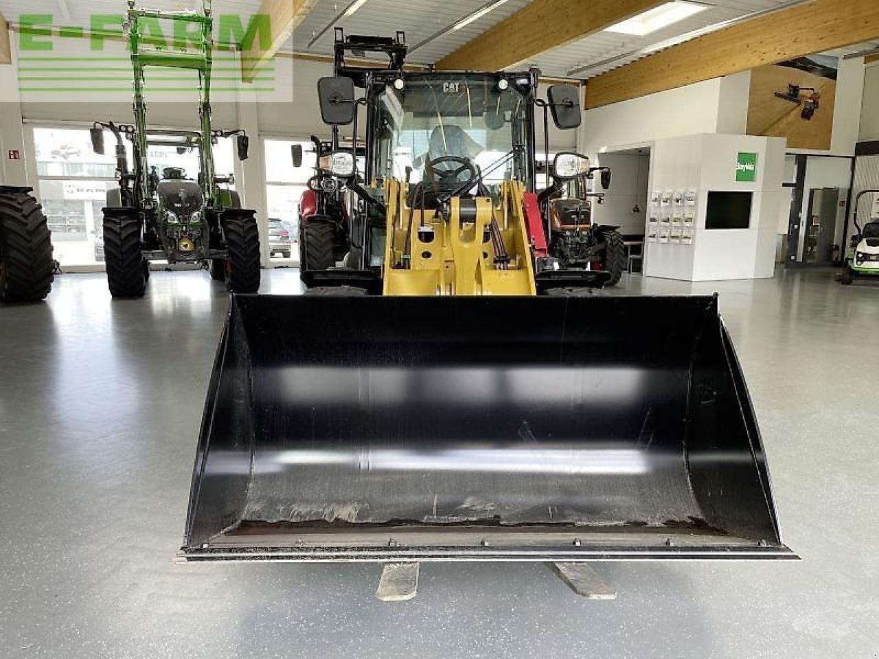 Caterpillar cat 906-14a "t" - Mini bager: slika 3 Caterpillar cat 906-14a "t" - Mini bager: slika 3