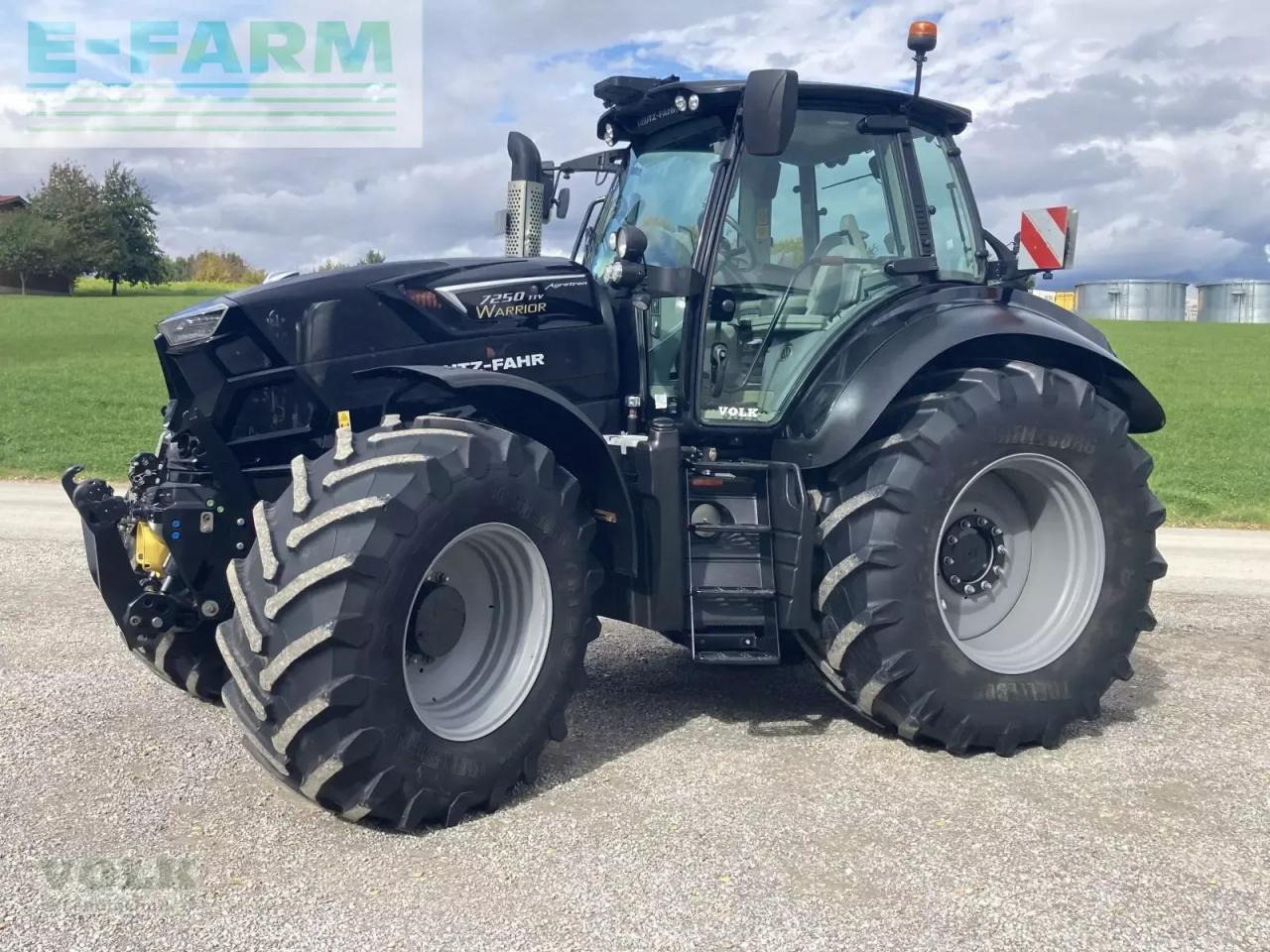 Deutz-Fahr agrotron 7250 ttv warrior TTV - Traktor: slika 1 Deutz-Fahr agrotron 7250 ttv warrior TTV - Traktor: slika 1