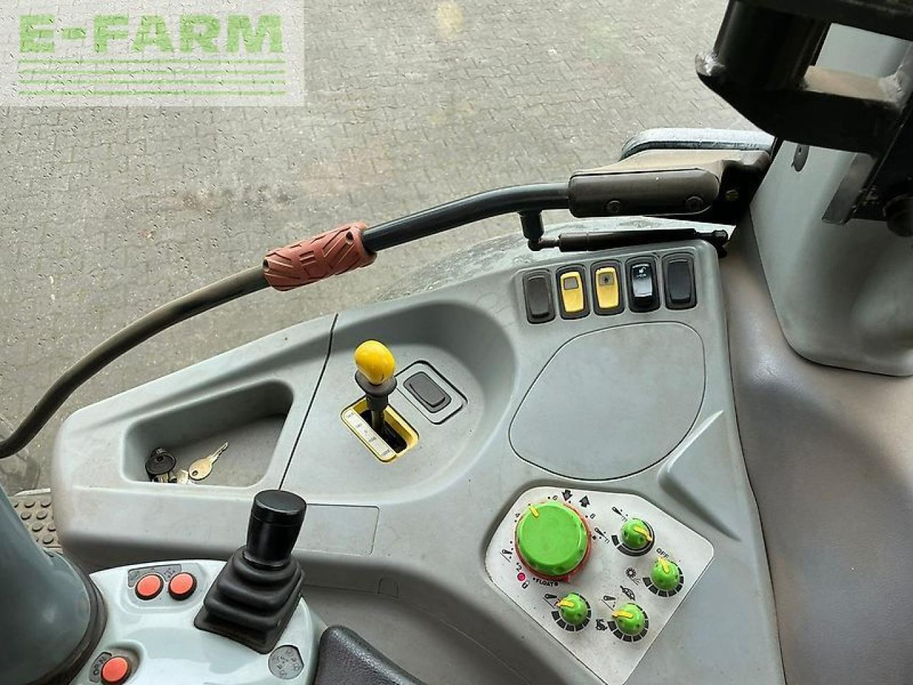 Traktor Deutz-Fahr deutz agrotron ttv430 met brede wielen: slika 9