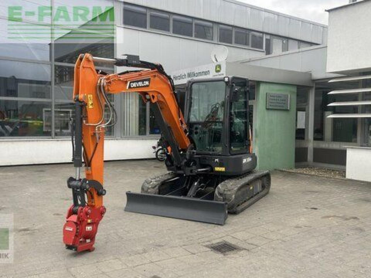 Doosan dx55r-7 - Mini bager: slika 1 Doosan dx55r-7 - Mini bager: slika 1