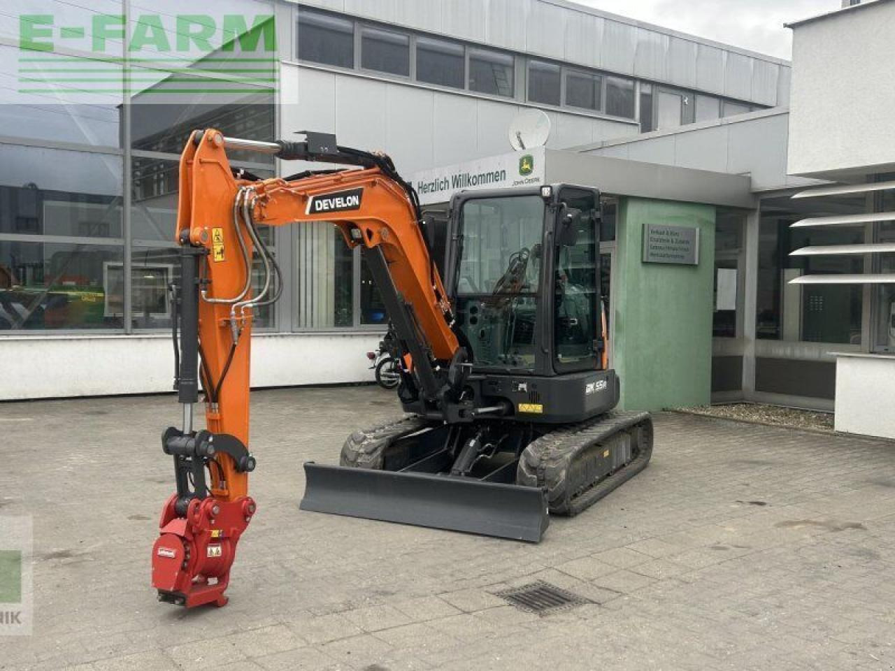 Doosan dx55r-7 - Mini bager: slika 1 Doosan dx55r-7 - Mini bager: slika 1