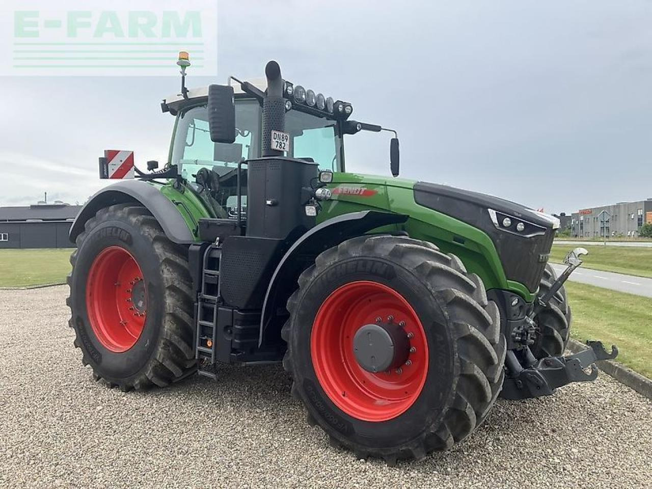 Fendt 1038 vario gen3 - Traktor: slika 2 Fendt 1038 vario gen3 - Traktor: slika 2