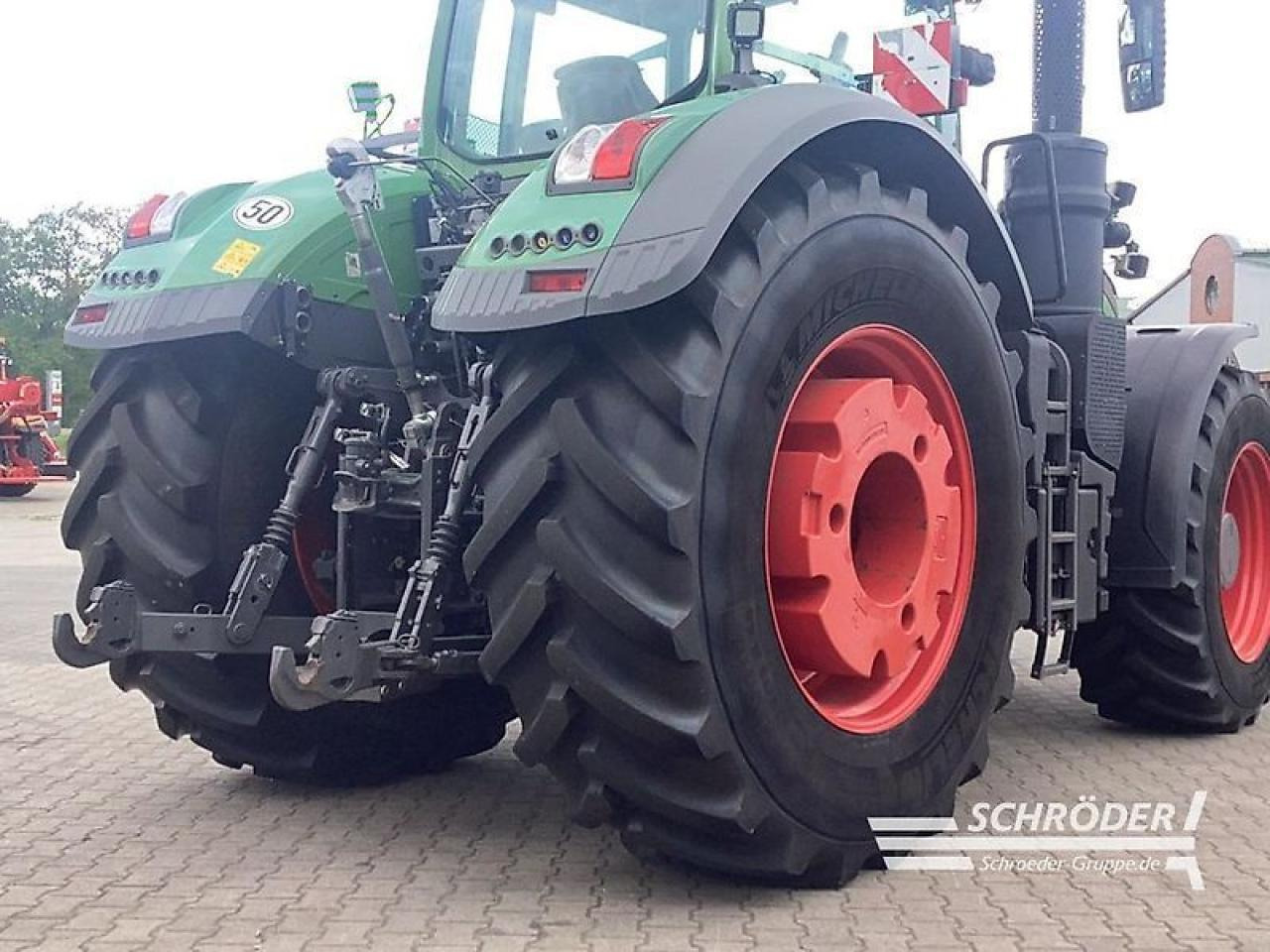 Fendt 1050 vario s4 profi plus ProfiPlus - Traktor: slika 4 Fendt 1050 vario s4 profi plus ProfiPlus - Traktor: slika 4