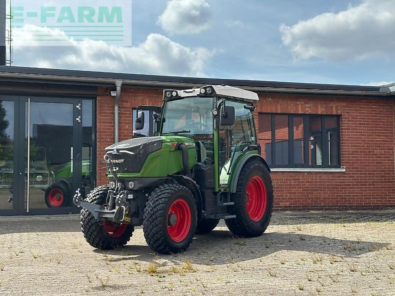 Fendt 209 f vario profi plus setting2 F - Traktor: slika 1 Fendt 209 f vario profi plus setting2 F - Traktor: slika 1