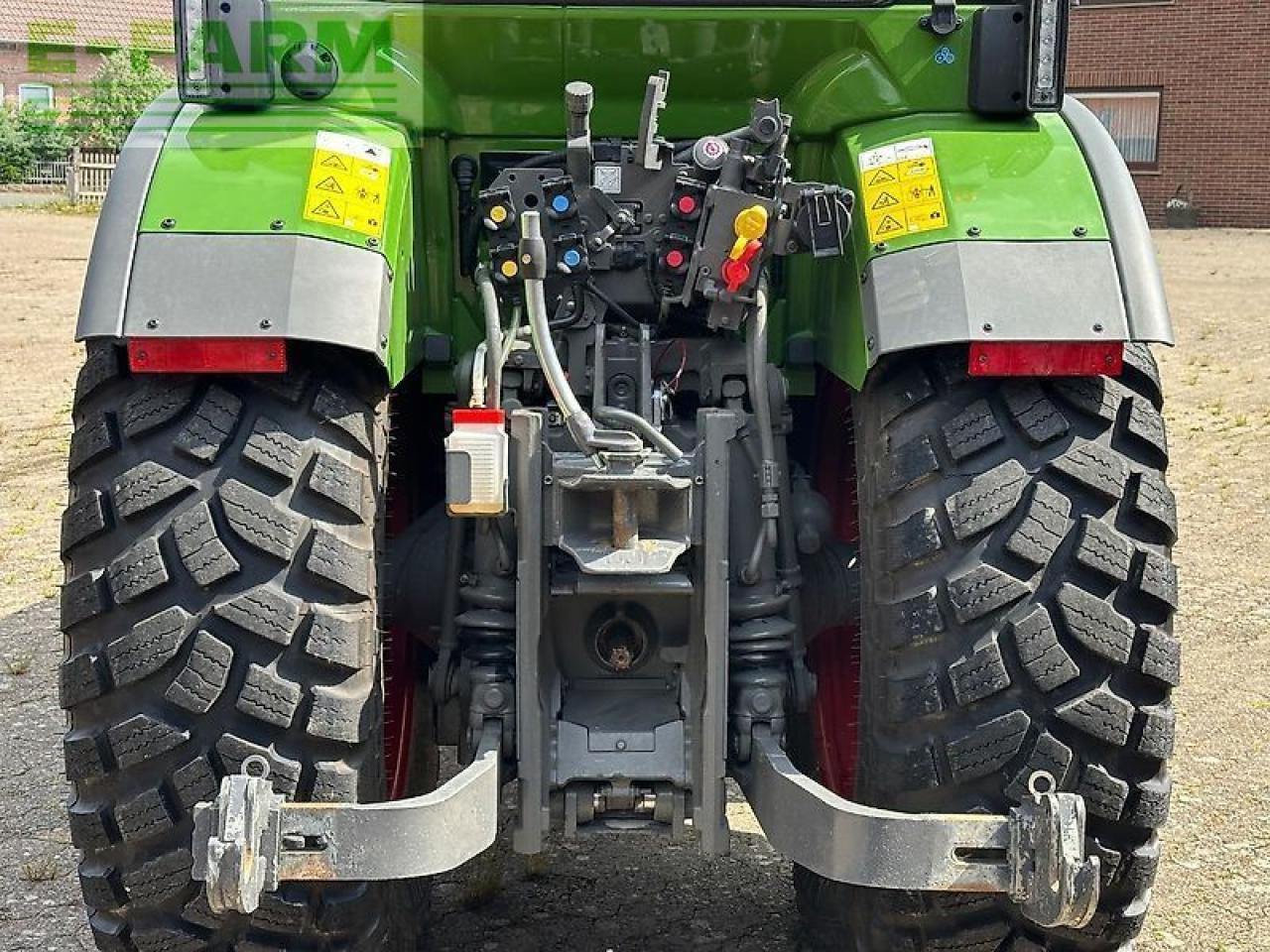 Fendt 209 f vario profi plus setting2 F - Traktor: slika 4 Fendt 209 f vario profi plus setting2 F - Traktor: slika 4