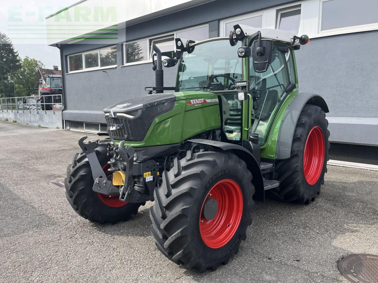 Fendt 211 s vario gen3 power setting 2 - Traktor: slika 1 Fendt 211 s vario gen3 power setting 2 - Traktor: slika 1