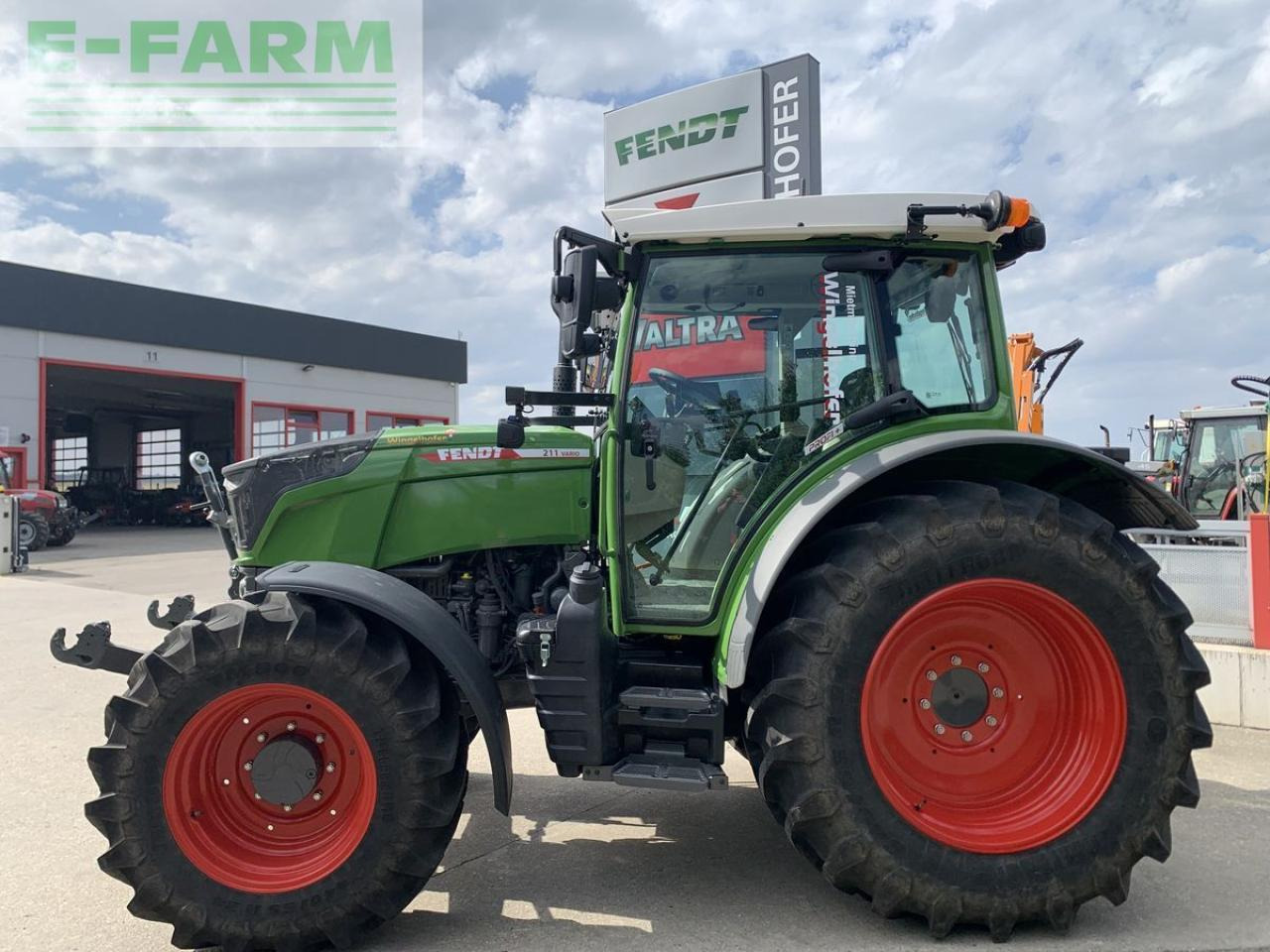 Fendt 211 vario (gen3) - Traktor: slika 2 Fendt 211 vario (gen3) - Traktor: slika 2